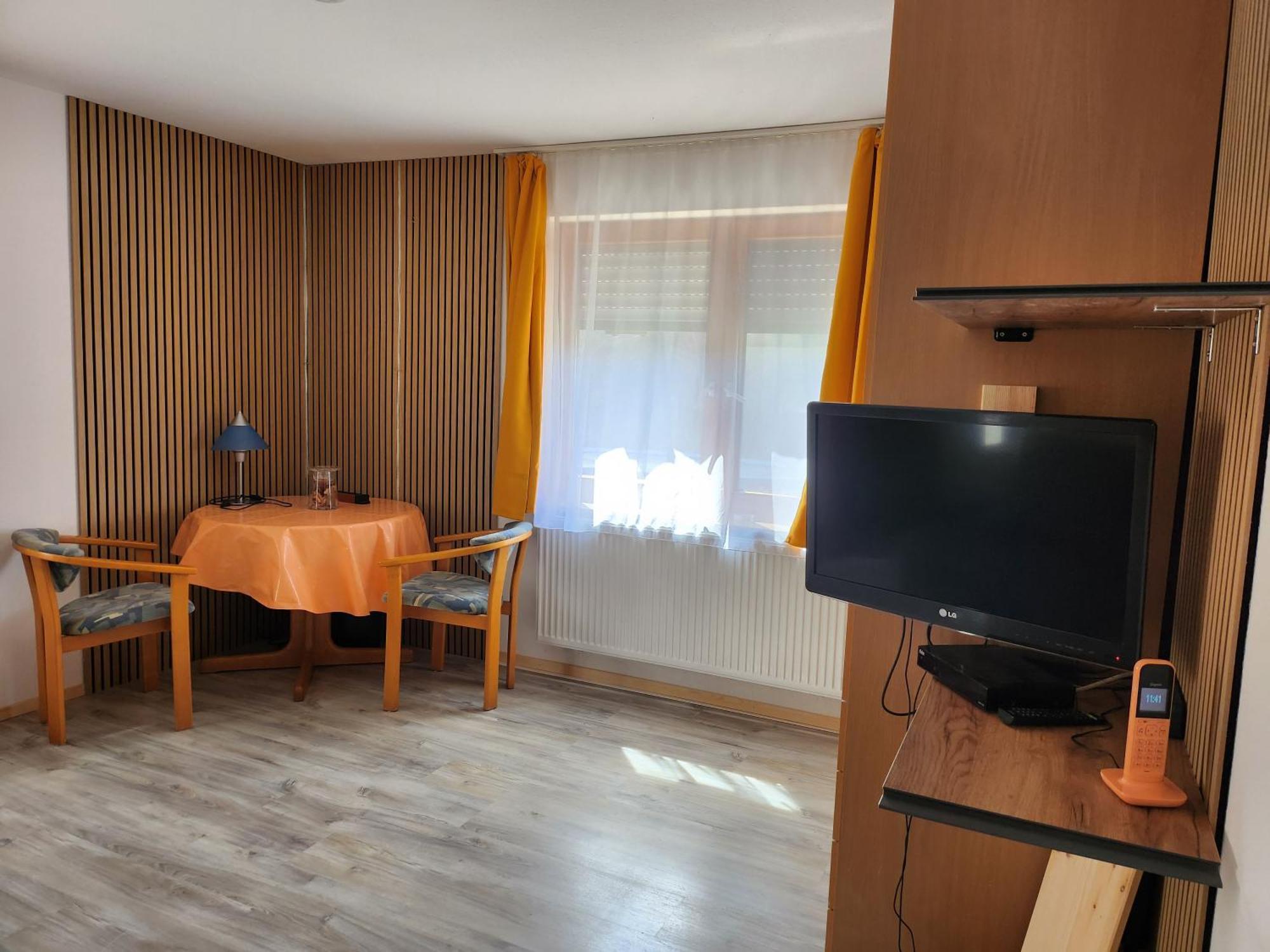 Schellis Gaestezimmer Enzklösterle Extérieur photo