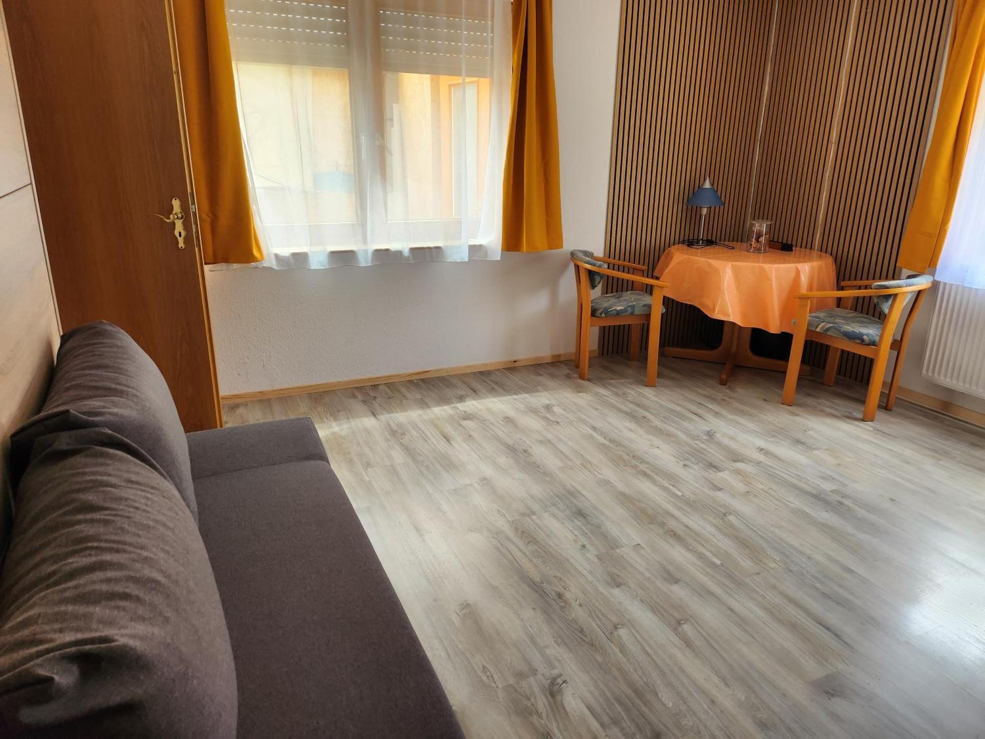 Schellis Gaestezimmer Enzklösterle Extérieur photo